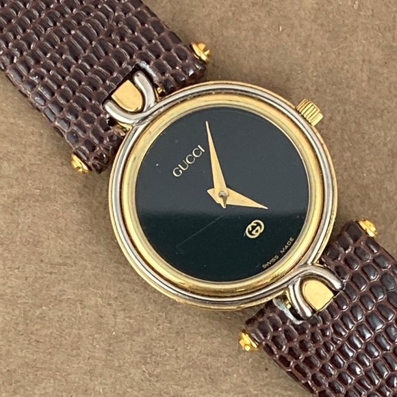 Vintage Gucci 4500L watch with Black Enamel face Gold sword hands Brown Strap - Picture 3 of 10